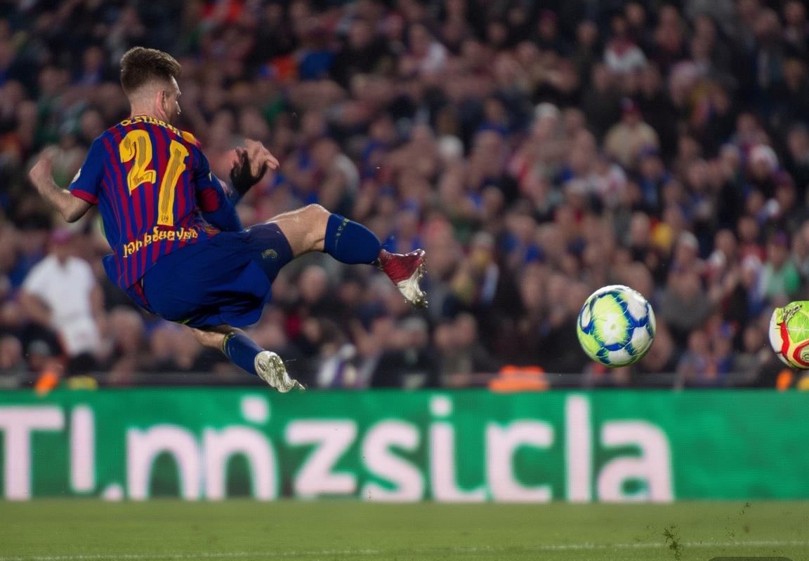 巴贝激战：西甲经典对决中的战术对决与替补奇兵(图2)